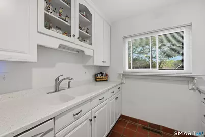 30 Stonegate Circle #F, Branford, CT 06405 - Photo 7