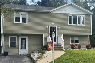 95 Cottonwood Ln, Montville, CT 06382 - Photo 1