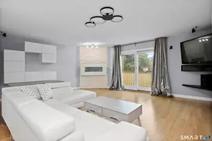 291 Hope St, Stamford, CT 06906 - Photo 3