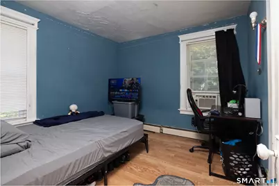 33 Maplewood Street, Waterbury, CT 06708 - Photo 9