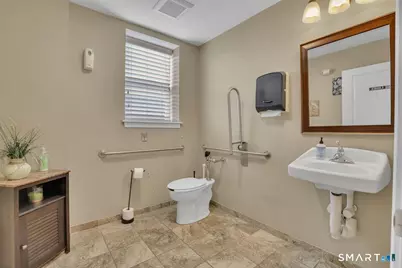 873 Main Street, Manchester, CT 06040 - Photo 11