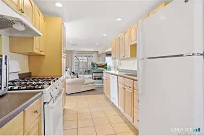 210 Broadway Road #210, Milford, CT 06460 - Photo 11