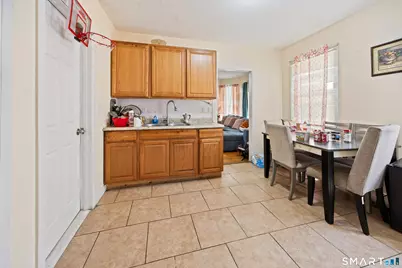 101 Dikeman Street, Waterbury, CT 06704 - Photo 7