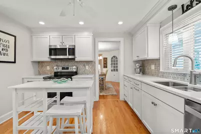 24 Herschel Avenue, Waterbury, CT 06708 - Photo 5