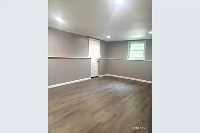 129 Oldham Avenue, Waterbury, CT 06705 - Photo 23