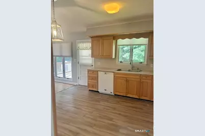 129 Oldham Avenue, Waterbury, CT 06705 - Photo 3