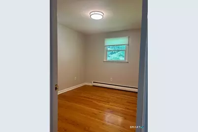 129 Oldham Avenue, Waterbury, CT 06705 - Photo 15
