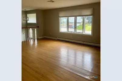 129 Oldham Avenue, Waterbury, CT 06705 - Photo 7
