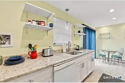 466 Middletown Avenue #7, New Haven, CT 06513 - Photo 5