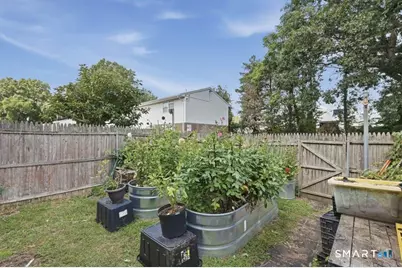 466 Middletown Avenue #7, New Haven, CT 06513 - Photo 13