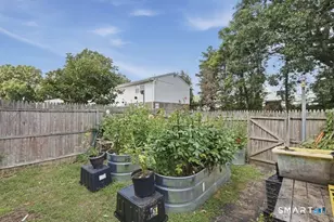 466 Middletown Ave, New Haven, CT 06513 - Photo 13