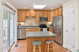 1703 Eaton Ct, Danbury, CT 06811 - Photo 7