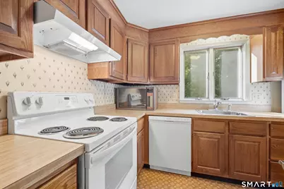 157 Brighton Circle, Windsor, CT 06095 - Photo 13