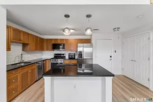 35 W Broad St, Stamford, CT 06902 - Photo 3