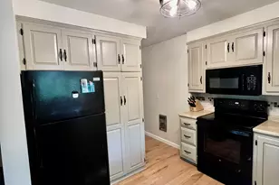 212 Ledge Dr, Torrington, CT 06790 - Photo 9