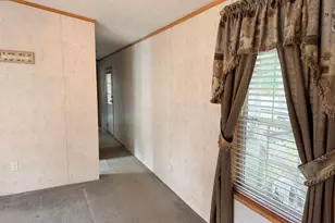 372 Scantic Rd, East Windsor, CT 06088 - Photo 3