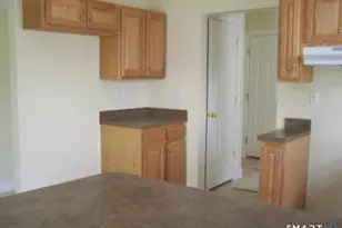 24-26 Grafton St, Hartford, CT 06106 - Photo 3