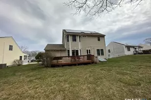 209 Deerfield Ridge Dr, Groton, CT 06355 - Photo 19