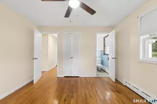 61 University Ave, East Hartford, CT 06108 - Photo 13
