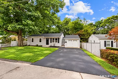 19 Upland Terrace, Ansonia, CT 06401 - Photo 3