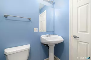 612 Black Rock Tpke, Fairfield, CT 06825 - Photo 9