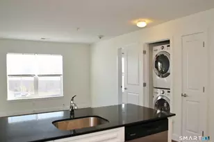 947 Hope St, Stamford, CT 06907 - Photo 19
