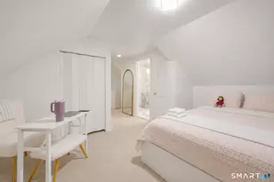 38 Carlisle Pl, Stamford, CT 06902 - Photo 19