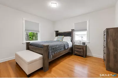 38 Carlisle Place, Stamford, CT 06902 - Photo 15