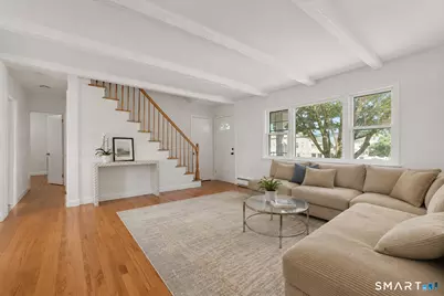 38 Carlisle Place, Stamford, CT 06902 - Photo 3