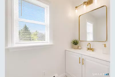 38 Carlisle Place, Stamford, CT 06902 - Photo 21