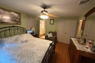 4 Dempsey Ct, Ansonia, CT 06401 - Photo 21
