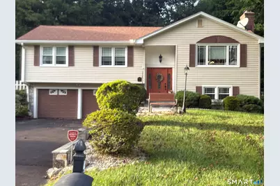 4 Dempsey Court, Ansonia, CT 06401 - Photo 3