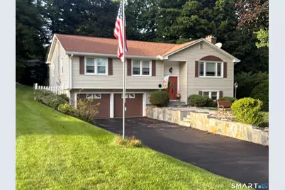 4 Dempsey Court, Ansonia, CT 06401 - Photo 1