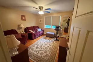 4 Dempsey Ct, Ansonia, CT 06401 - Photo 27