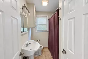 112 Ochsner Pl, Bridgeport, CT 06606 - Photo 11