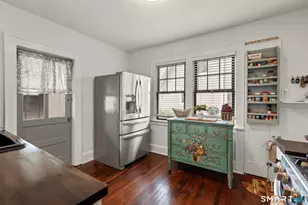 71 School St, Fairfield, CT 06824 - Photo 13