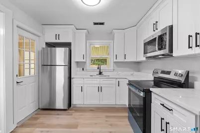 74 Thomas Street, Hamden, CT 06514 - Photo 23