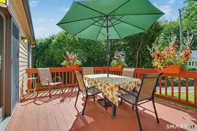 10 Hillwood Place, Norwalk, CT 06850 - Photo 33