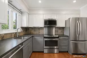 25 Indian Harbor Dr, Greenwich, CT 06830 - Photo 5