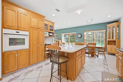 35 Gilbert Lane, South Windsor, CT 06074 - Photo 7