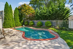 205 Castle Ave, Fairfield, CT 06825 - Photo 23