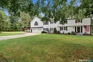 2 Dogwood Dr, Old Lyme, CT 06371 - Photo 1