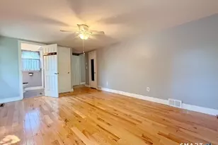 37 Peters Ln, North Haven, CT 06473 - Photo 11