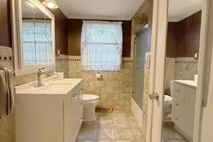 37 Peters Ln, North Haven, CT 06473 - Photo 23
