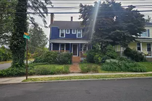 178 Elm St, Meriden, CT 06450 - Photo 1