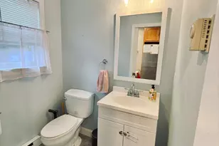 70 Broad Pl, Bristol, CT 06010 - Photo 7