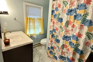 70 Broad Pl, Bristol, CT 06010 - Photo 15