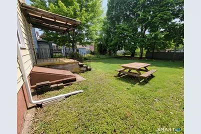 82 Helen Street, Hamden, CT 06514 - Photo 19