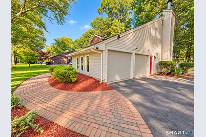 26 Merriman Road, Windsor, CT 06095 - Photo 3