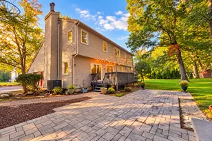 26 Merriman Rd, Windsor, CT 06095 - Photo 5